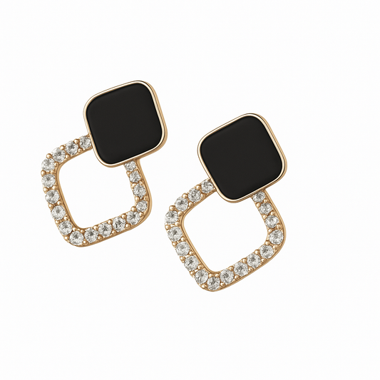 Trendy and shiney vintage earring